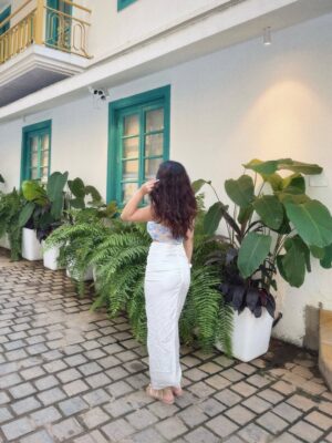 Vaishali Attri Instagram - There’s just something magical about what the salty breeze does to your hair🦋🤍

Skirt- @leaclothingco 
Top- @savana 

#beachdays #saltyhair #waves #naturalwavyhair #happysoul #goa #tb