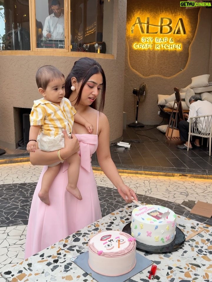 Vaishali Attri - 9K Likes - Just a little note to say thank you for all the love, the messages, the calls, the cakes, the surprises, the hugs (virtual or real), and the thoughtful little things that made my day feel so special💞
My heart is so full and happy.
Here’s to another year of growing, glowing, and giggling my way through life ✨🎂🌸

Dress from @forevernew_india 

#birthdaypost #turned28