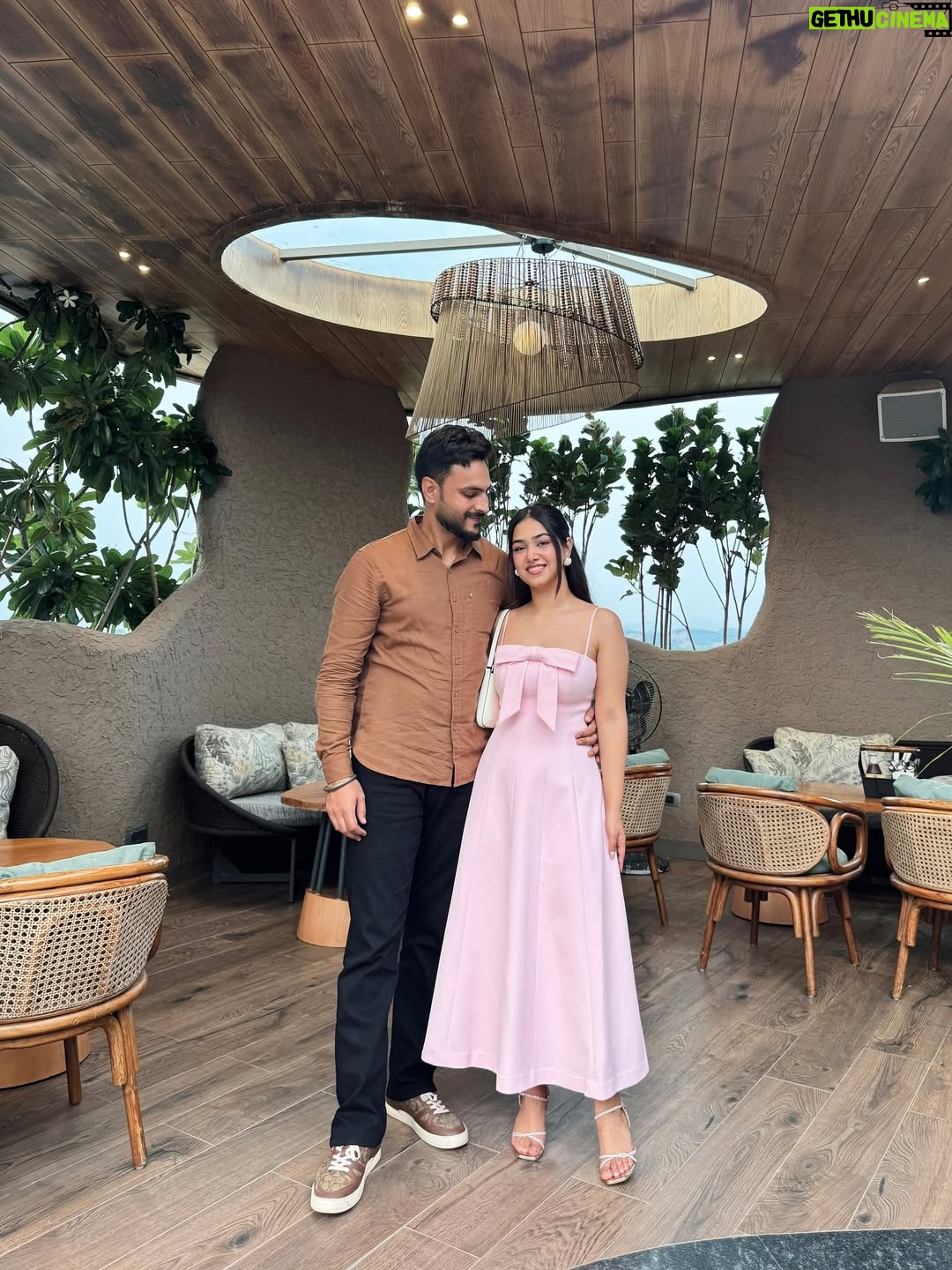 Vaishali Attri - 9K Likes - Just a little note to say thank you for all the love, the messages, the calls, the cakes, the surprises, the hugs (virtual or real), and the thoughtful little things that made my day feel so special💞
My heart is so full and happy.
Here’s to another year of growing, glowing, and giggling my way through life ✨🎂🌸

Dress from @forevernew_india 

#birthdaypost #turned28