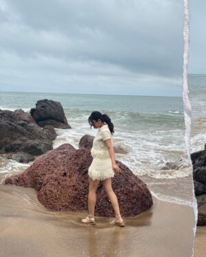 Vaishali Attri Instagram - sweet summertime 🥥🌊🪸

Outfit- @femi9.by.as 
Flats- @kinsfootwear 

#beachbaby #coordset #vacationwear #summerfits #vacationoutfit #resortwear #femi9