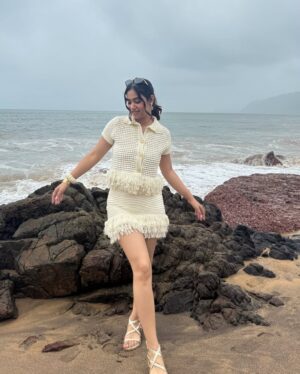 Vaishali Attri Instagram - sweet summertime 🥥🌊🪸

Outfit- @femi9.by.as 
Flats- @kinsfootwear 

#beachbaby #coordset #vacationwear #summerfits #vacationoutfit #resortwear #femi9