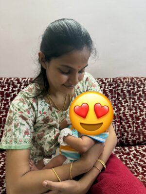 Vaishali Thaniga Instagram - Happy Birthday to Meee ❤️🎂 This year Bday is More Special to me as I celebrate this year bday as New Mommy with my little champ ❤️ @baby_sdv ❤️ Most Precious Gift I have got this year 🎁 Thanks @sathya.dev 😘 And thanks a lot for all the lovely wishes 😍☺️

#happybirthday #post #newmom #birthday #instapost
