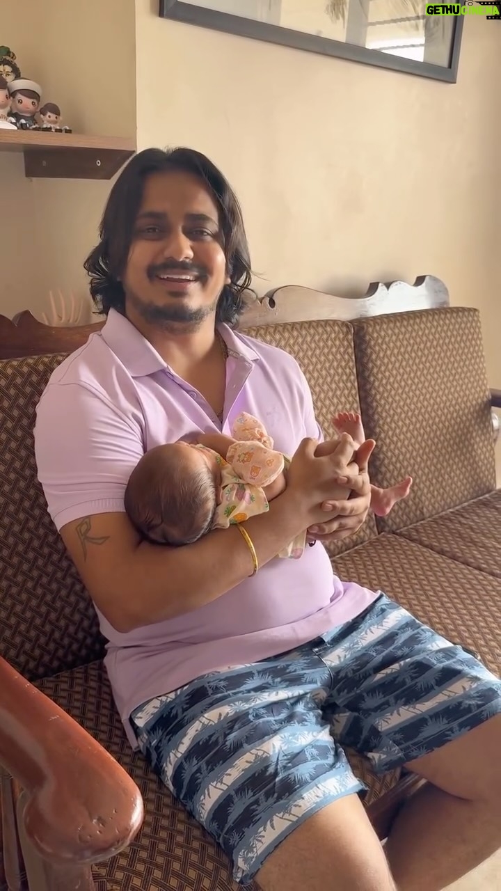 Vaishali Thaniga - 33.6K Likes - Father of the year award goes to @sathya.dev 😡👊🏻 

Pavam da my son @_shawndev 😢 

Tag those husband 😡🙄

#reelsvideo #trendingreels #instareels #reelitfeelit #reelsinstagram #trending #couplegoals #love #couple #babyboy #babyonboard #babyofinstagram #babyvideos #family #parents #mom #dad #son #funny #comedy #funnyvideos #funreel #trendingréels