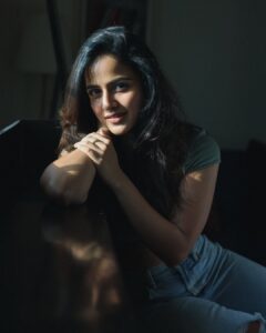 Actress Vaishnavi Chaitanya HD Photos and Wallpapers October 2025