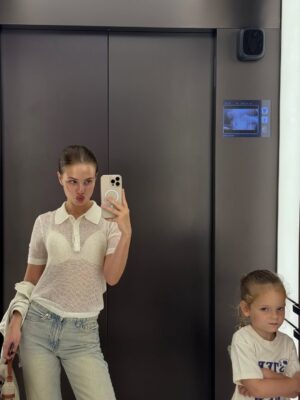 Valeriya Instagram - теплый, семейный день 🤍