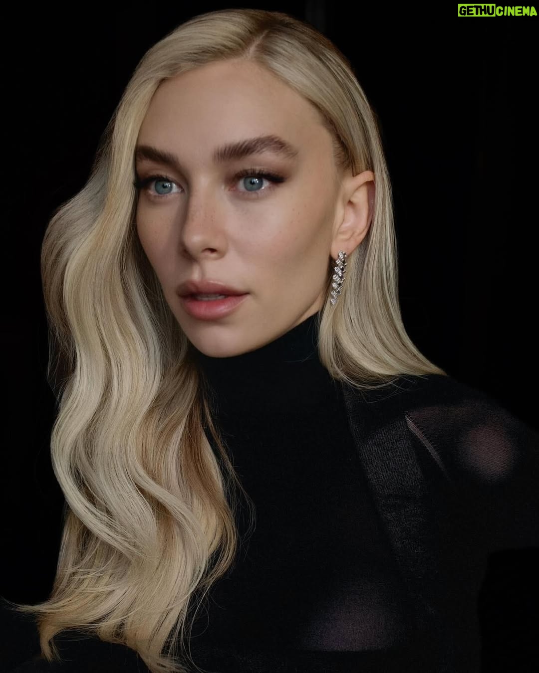 Vanessa Kirby - 293.4K Likes - Thank you so much for having us and showing us so much love, Berlin! It was such a privilege for us to be with you 🇩🇪🩵

@maisonalaia 
@cartier 
@andrewmukamal 
@missjobaker 
@hairbyadir