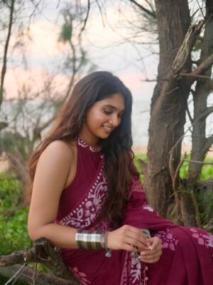 Vanitha Vijayakumar Instagram - @photosbyvetri__  My sunrise 🌅 my sky my sea my ♥️ my @jovika_vijaykumar