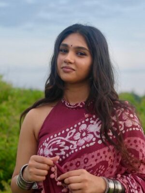 Vanitha Vijayakumar Instagram - @photosbyvetri__  My sunrise 🌅 my sky my sea my ♥️ my @jovika_vijaykumar