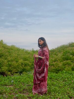 Vanitha Vijayakumar Instagram - @photosbyvetri__  My sunrise 🌅 my sky my sea my ♥️ my @jovika_vijaykumar