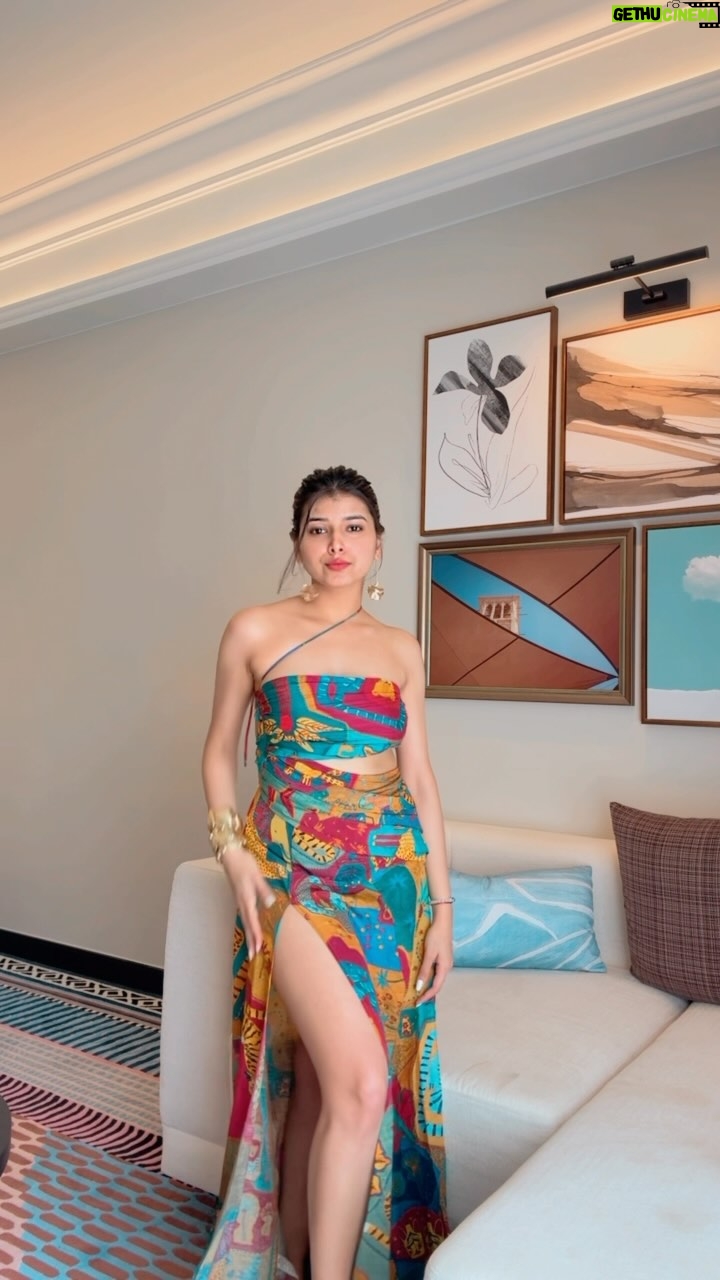 Vanshika Agarwal - 859 Likes - Tropical vibe it is 🌱

Comment LINK for the dress details ☘️

#vanshikaagarwal #pool #poolparty #bwach #sea #summer #love #tropical #vacay #vacation #tbt #sun #sunny #cutoutdress #pooldress #summerdress #wedding #metgala #fyp #fresh #sunscreen