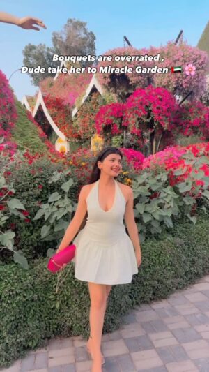 Vanshika Agarwal Instagram - A garden of dreams ⭐️🌸🫶🏻