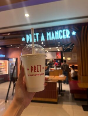 Vanshika Agarwal Instagram - On a coffee Run ☕️🤎💛🤍