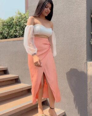 Vanshika Agarwal Instagram - Wrapped in velvet skies & gentle hues 🩵🤍