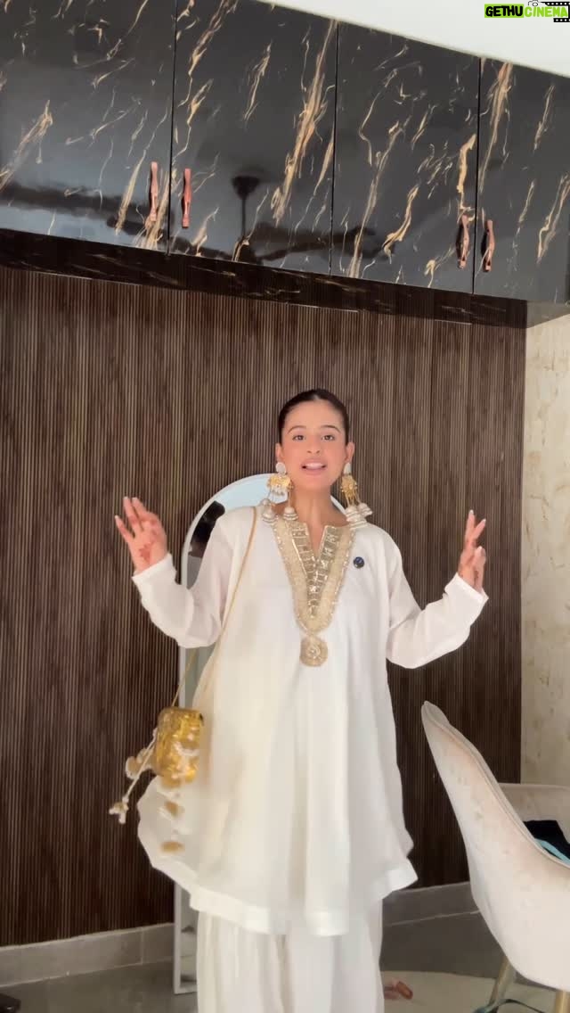 Vanshika Gaba Arora - 7.7K Likes - The exciting thing about this rakhi is @fentybeauty is now available on @tirabeauty ✨

Go shop and surprise your Sister’s ❤️✨

Outfit @labelwaaris 
Earings and bag @popfashion27