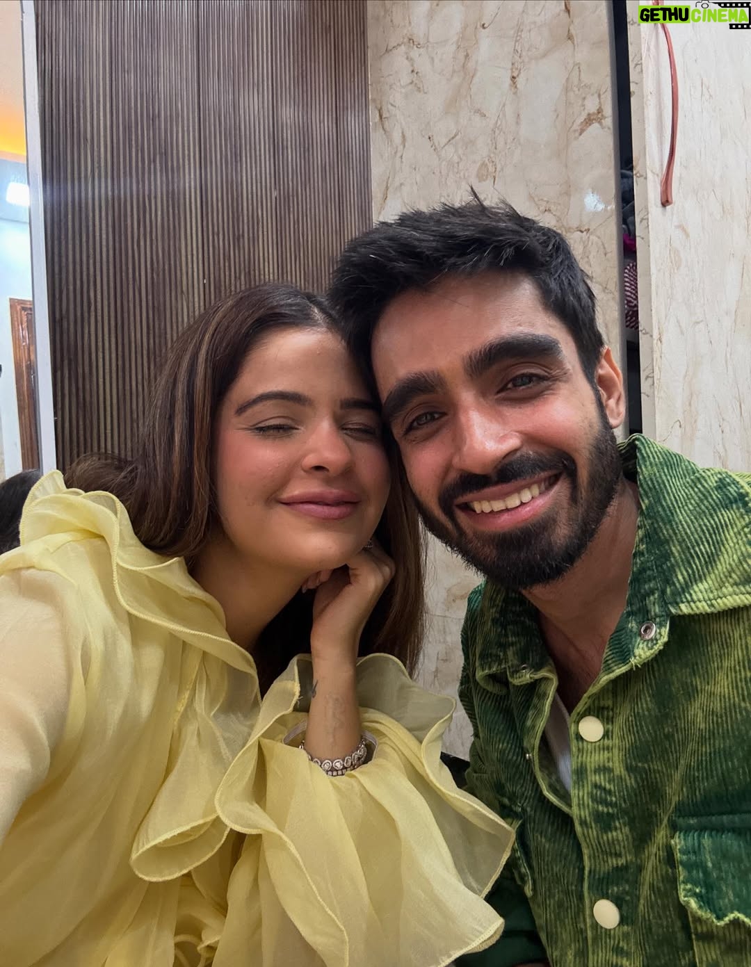 Vanshika Gaba Arora - 14K Likes - Pre birthday surprises are the best 🧸 

I love you Husband ❤️ You never fail to make me feel special ✨🎀