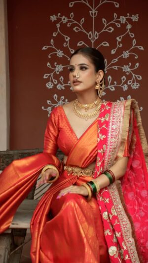 Vanshika Gaba Arora Instagram - This Ganesh Chaturthi, let your nails be as vibrant as the festivities!
Adorn your hands with colors that celebrate devotion, joy, and style with @opi_india RapiDry collection💅🏽 Get yours today on Nykaa.
#OPI #OPITribe #Ganpati #Ganeshutsav2025