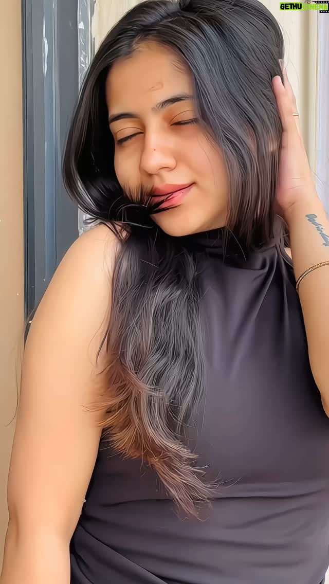 Vanshika Kanda - 4.5K Likes - Black dress 🖤✔️ #reels #trending #explore #viral #instagram #like #trending #viral #comment #reelkarofeelkaro #follow #reelitfeelit #foryou #foryourpage #blackdress