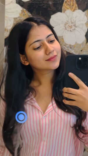 Vanshika Kanda Instagram - Baby ❤️ #reels #reelkarofeelkaro #reelitfeelit #reelinstagram #fyp #like #share #comment #follow #foryou #foryourpage #trending #trendingreelsvideo #viral #viralvideos #explore