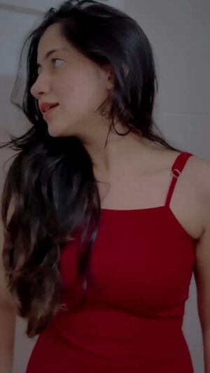 Vanshika Kanda Instagram - Lal pari 😉❤️ #reels #reelitfeelit #reelkarofeelkaro #reelinstagram #trending #trendingreels #like #share #comment #follow #viral #explore #exploremore #foryou #foryoupage #instagram #instagood