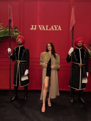 Vanya Bahl Instagram - I styled my dad’s wedding outfit ( Achkan ) to the @jjvalaya @fdciofficial finale show of the Fashion week and it definitely turned some heads towards me, it was such a special outfit that was made 32 years ago by JJ Valaya and the fact that it looks like it was made for today makes my love for fashion even deeper! @jjvalaya_the.other.side called it Vintage Valaya and I absolutely love that🤍