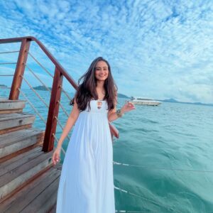 Vanya Bahl Instagram - Somewhere between the skies and the sea🤍