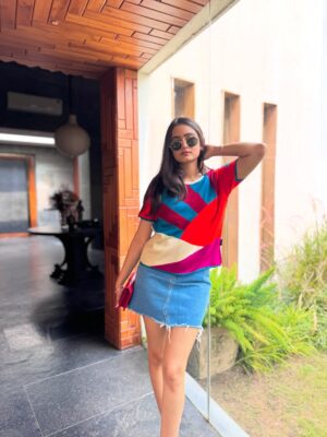 Vanya Bahl Instagram - A pop of colour & a breath of Summer🌻