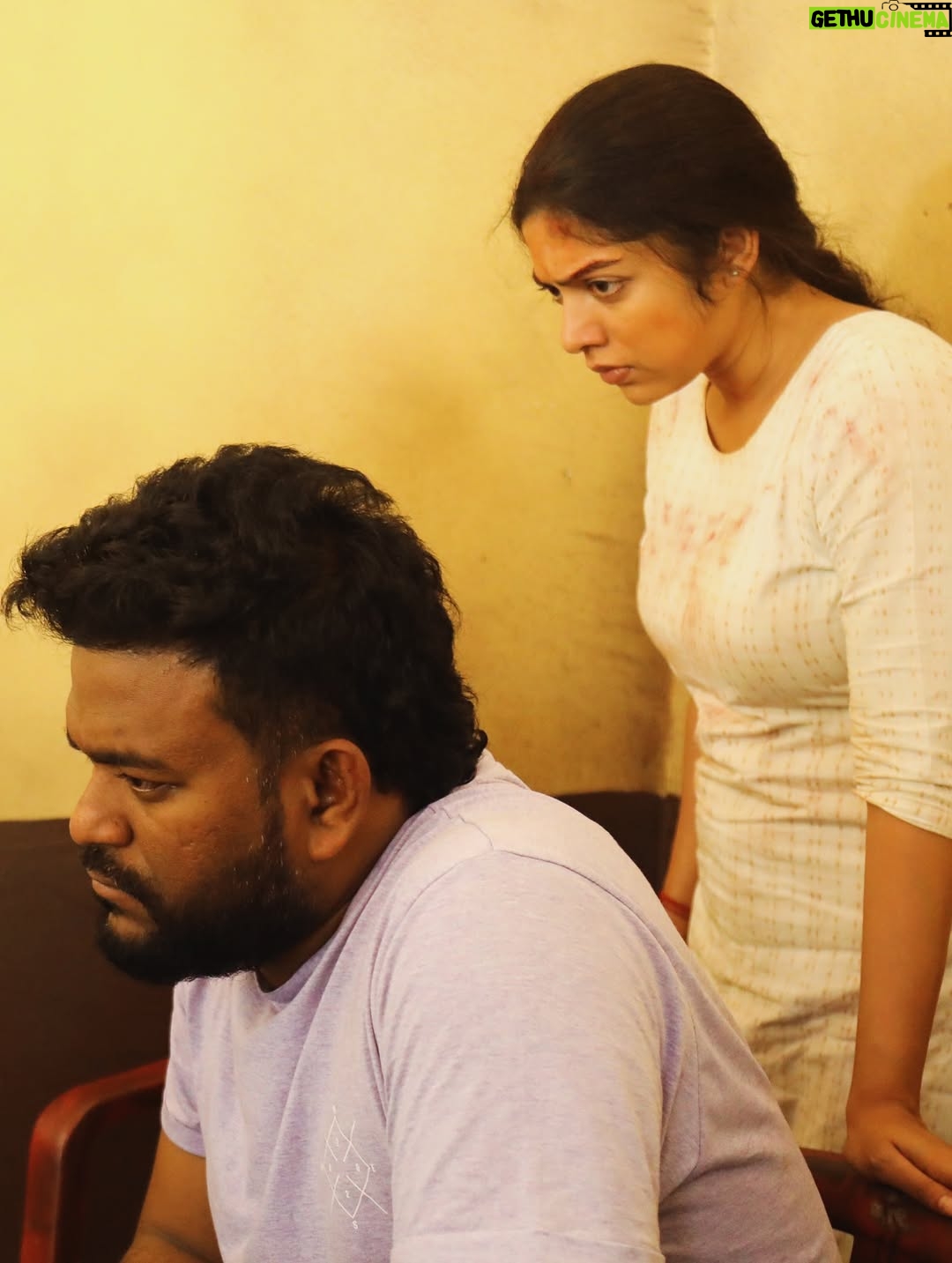 Varsha Bollamma - 334.9K Likes - Where is Chandrika? Please let me know if you find her!! 🥺
Thank you for all the love you have been showering on Constable kanakam! If you haven’t watched it yet, watch it on @etvwin 💕
#constablekanakam
