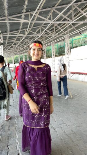 Varsha Rajput Instagram - जननी हैं वो, तो वो ही हैं माँ काली,
दर पे उसके ना रहता, किसी का दामन खाली..!!