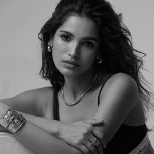 Vartika Singh Instagram - 🖤
@priyankknandwana