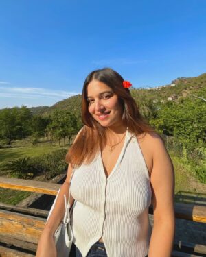 Vasundhara Thakur Instagram - 👼🏼yeah you are cute but can you handle my overthinking ?🪽