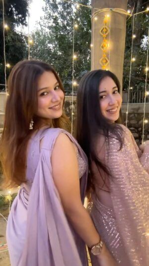 Vasundhara Thakur Instagram - ❤️🪷🪔no she wasn’t forced into it 😂💆🏻‍♀️
.
.
.
.
.
#explorepage #explore #trending #vasundharaaa #doctor #fyp #transition #transitionreels #reelit #reel #reels