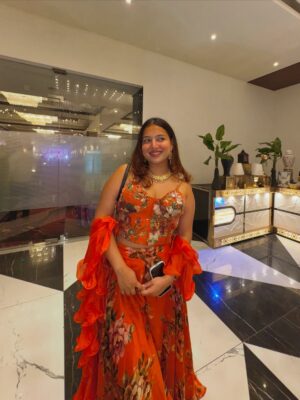 Vasundhara Thakur Instagram - Azul ✨🍾