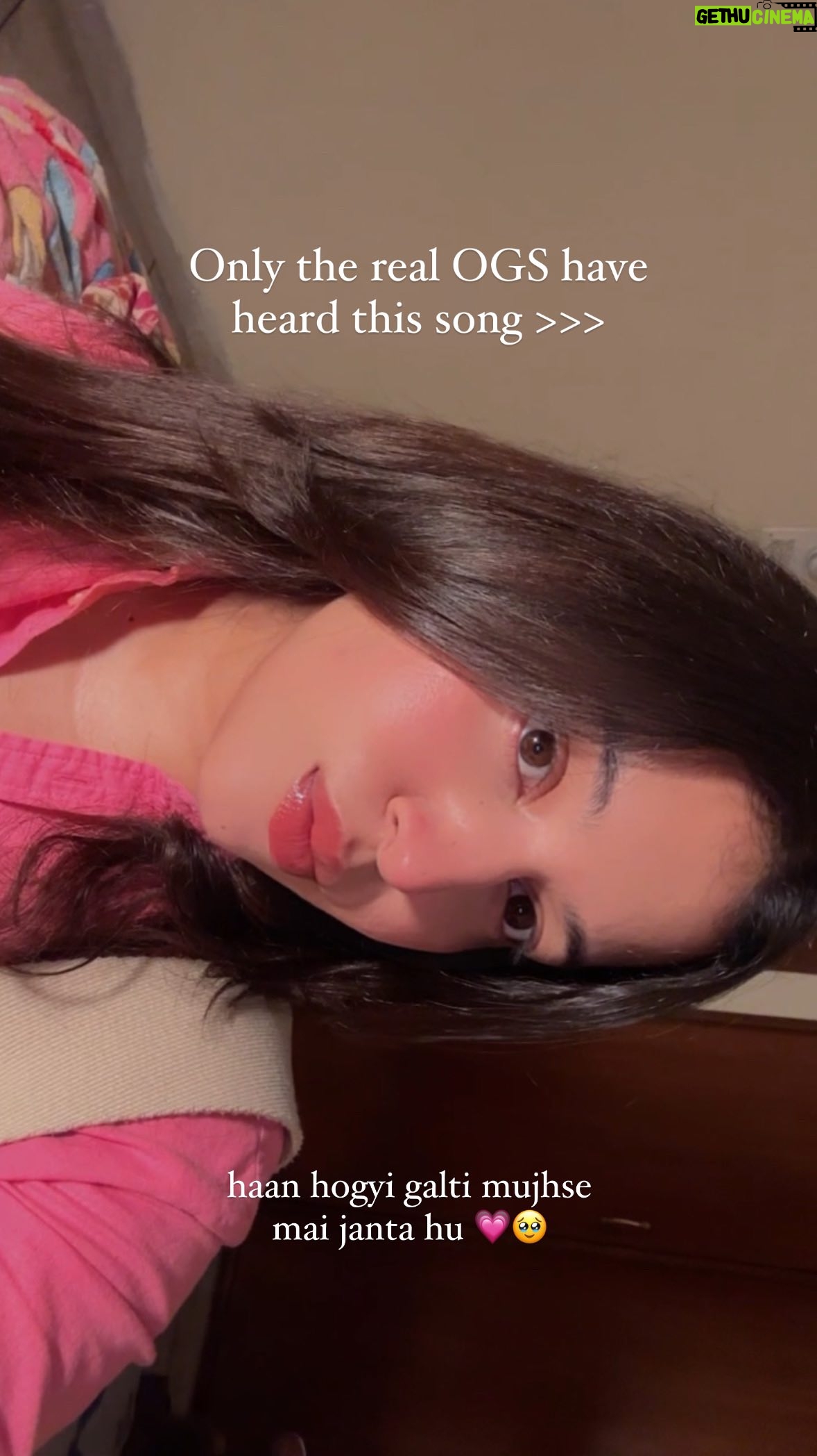 Vasundhara Thakur - 44.3K Likes - 💗✨share it with someone who has OG taste in music ✨💗
& comment down the next song you want me to cover > 
.
.
.
Singing music songs Bollywood ha hogyi galti fyp foryou doc  medical student medstudent dr doctor singers 
.
.
#fyp #foryoupage #hanhogayigalti #oldsongs #oldbollywood #love #explore #explorepage✨
