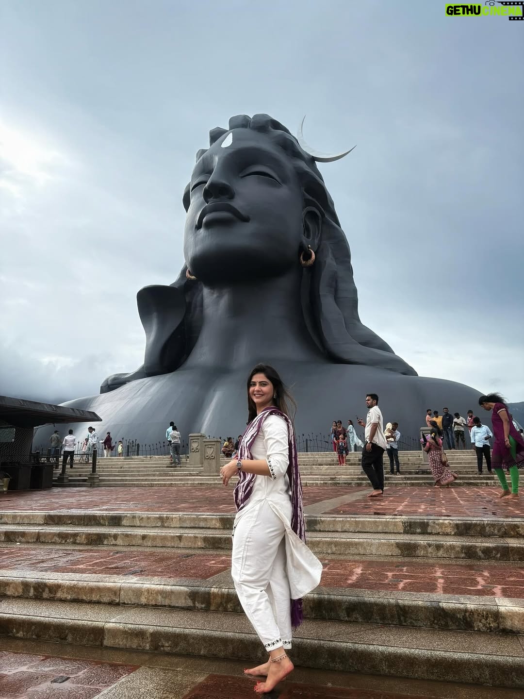 Veena Jagtap - 114.3K Likes - 🤍💜ॐ नमः पार्वती पतये हर हर महादेव💜🤍