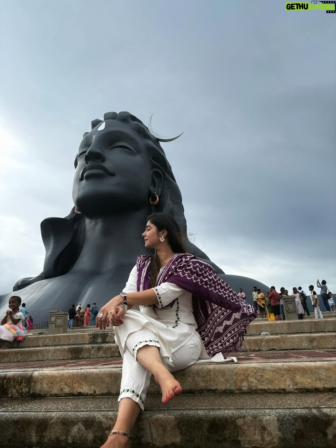 Veena Jagtap - 114.3K Likes - 🤍💜ॐ नमः पार्वती पतये हर हर महादेव💜🤍