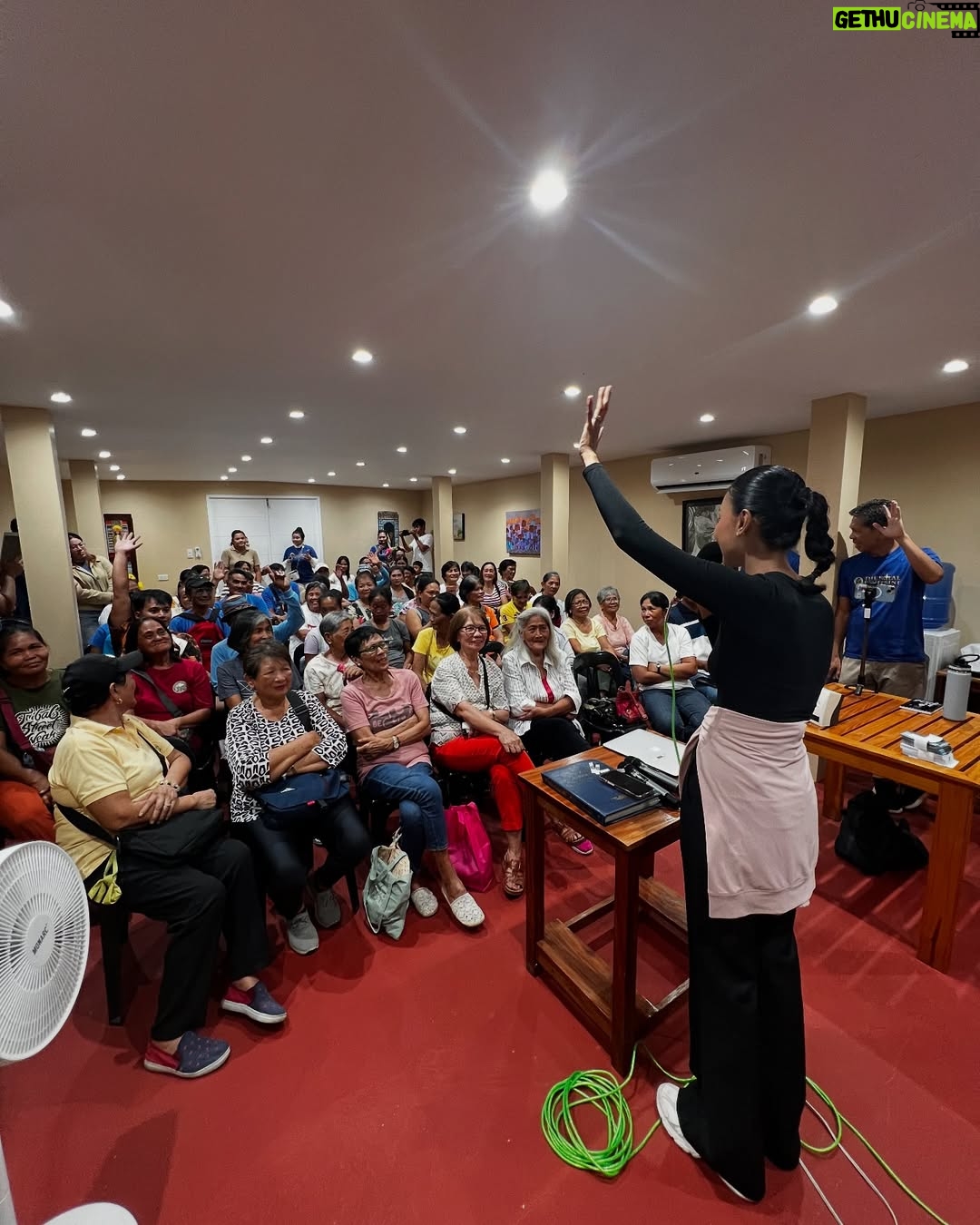 Venus Raj - 4.4K Likes - My Kairos moments.

“Who am I Lord?” This question God answered 15 years ago - “you are My child.” 

But these questions - “What am I Lord?” “What am I designed to do Lord?” “What is my specific purpose Lord?” Even if for the past few years I know in my heart the answer - “I am to honor Him and proclaim His Name” still, I tend to get distracted, derailed, and get caught in the dealings of this world. 

A few days ago, God brought me back to His calling and made me see His will for my life again. My calling - to proclaim the Good News to people. 

Now if I ask this question again - What am I Lord? The answer is clear. “Daughter, you are My messenger. You are an evangelist. Tell people about Me.”