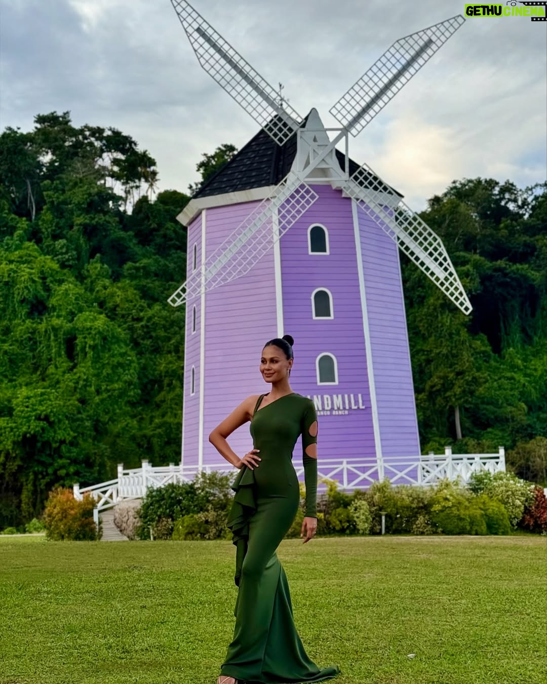 Venus Raj - 15.7K Likes - My husband and I during the wedding of our beloved friends in Dumaguete. Congratulations again Don and Bridget! We love you both!❤️

Thank you @himyprettyangela for my dress and @37la_al73 for my husband’s outfit.