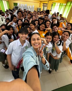 Venus Raj Instagram - I’m amazed at how these women are using their platform to honor and glorify God! 

I was privileged to be part of  @amenglobalco’s event at @luxedutyfree last Thursday. Aside from the amazing shopping experience at @dutyfreephils, I also love the fact that I got to serve with these ladies @earlbejapaolo @camilleprats not only in church ministries but also in corporate events. 

Thank you @amenglobalco @kynagem for making the vision of combining faith and tech to create a suit that moves the wearer towards her God-given goals a reality. 🤍