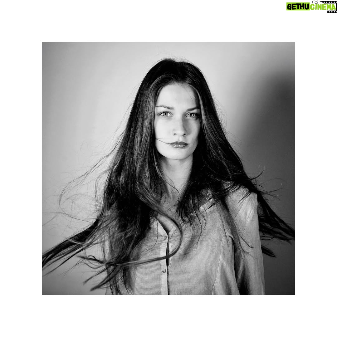 Veronika Macková - 7.8K Likes - Rostou. Rychle. Samy od sebe to uměj. Zalívám vodou a tuhým šamponem. Fakt. Díky vlasy.

#tajemstviodhaleno #nospoluprace