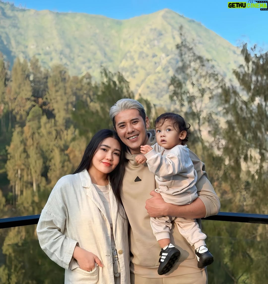 Via Vallen - 33.4K Likes - Teman nyaman 🤍🤍