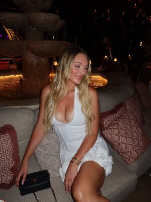 Victoria Jancke Instagram - Miami weekend vibes ✨ dress @jessicabaramiami @jessica__bara