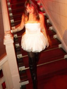 Actress Victoria Saravia HD Photos and Wallpapers October 2025