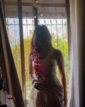 Vidhi Kothari Instagram - there’s a kind of silence that speaks loud —
where I don’t dress to impress, but to express.
where cotton breathes on my skin,
and I feel like myself — softer, bolder, still enough to be seen.
#VidhiKothariStyle #myzudio
#SoftPower #zudiofashion
#StyledToFeel
#FashionAsHealing
#SlowStyle
#ComfortInCotton
#CreativelyMe
#BoldInSoftness
#IndianFashionCreator
#MoodAndMovement
#Vidhzzii