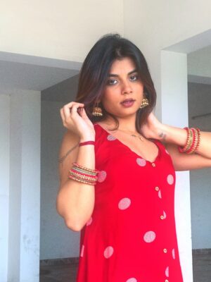 Vidhi Kothari Instagram - 🦦