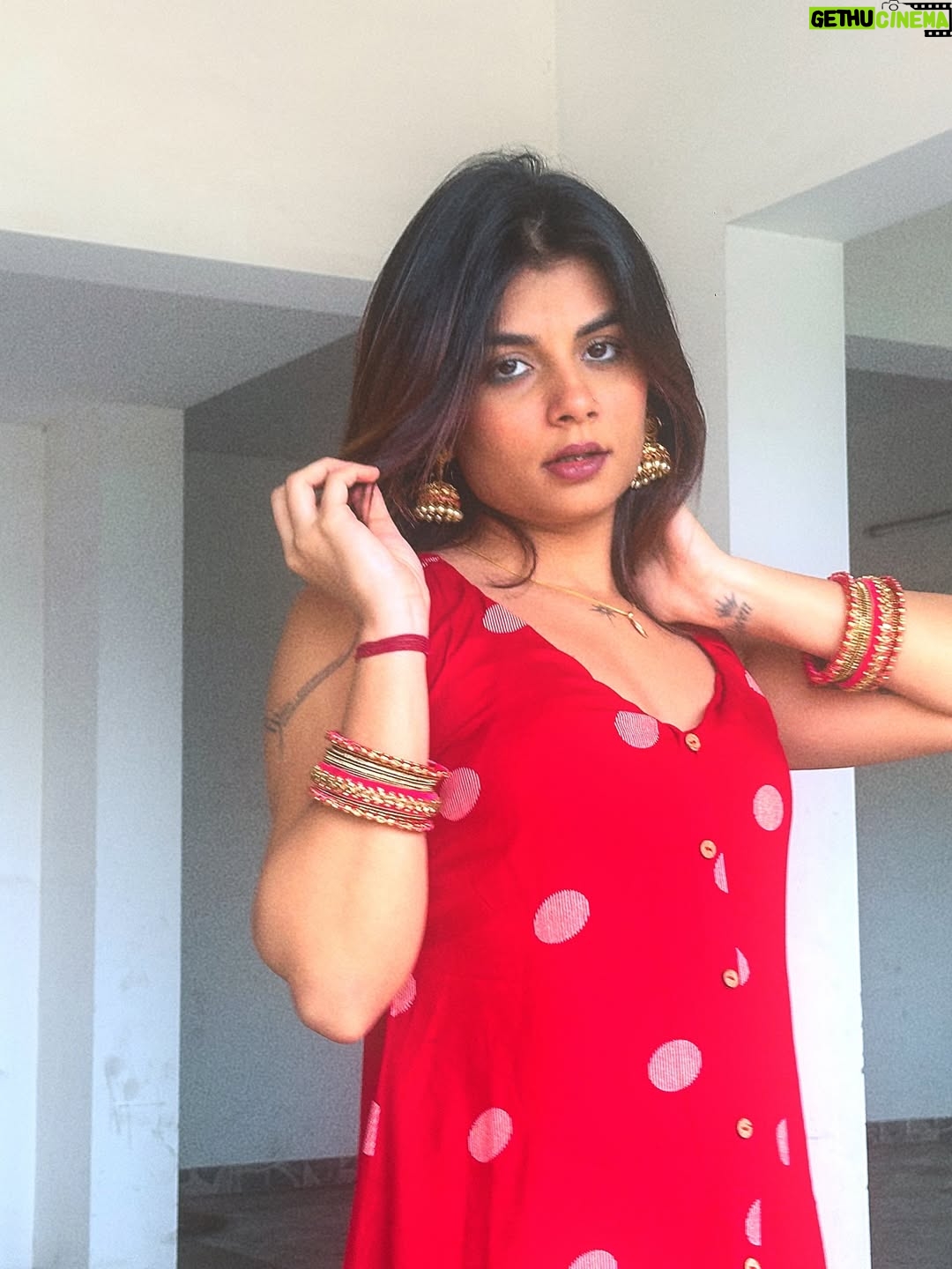 Vidhi Kothari - 1.2K Likes - 🦦