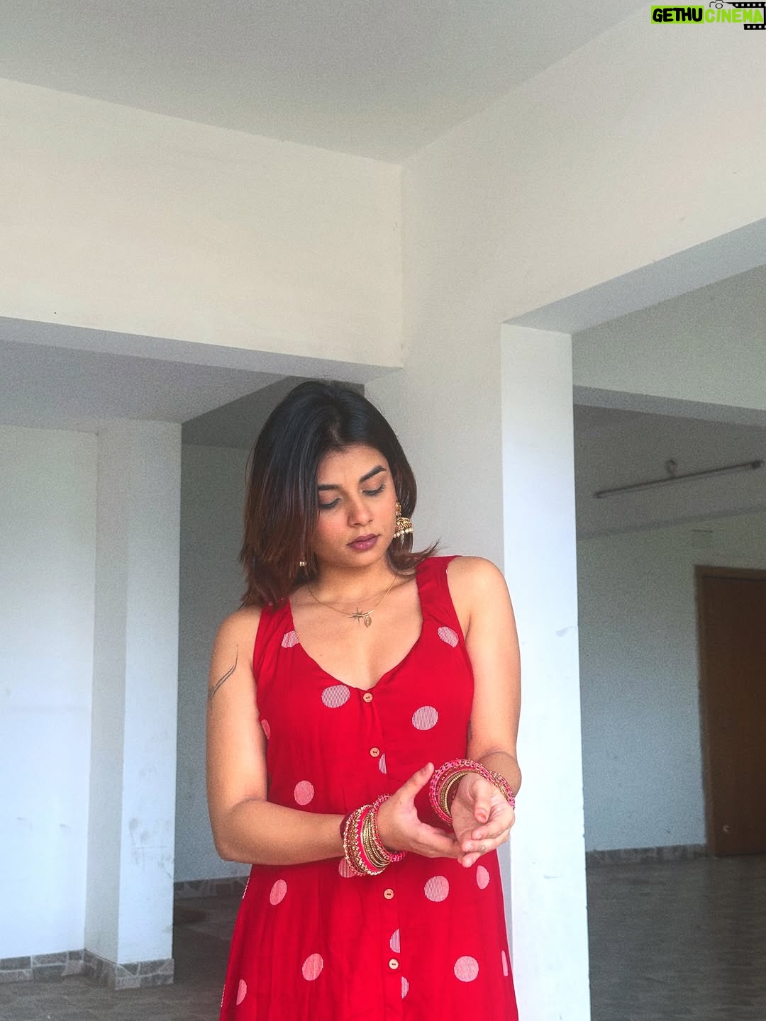 Vidhi Kothari - 1.2K Likes - 🦦