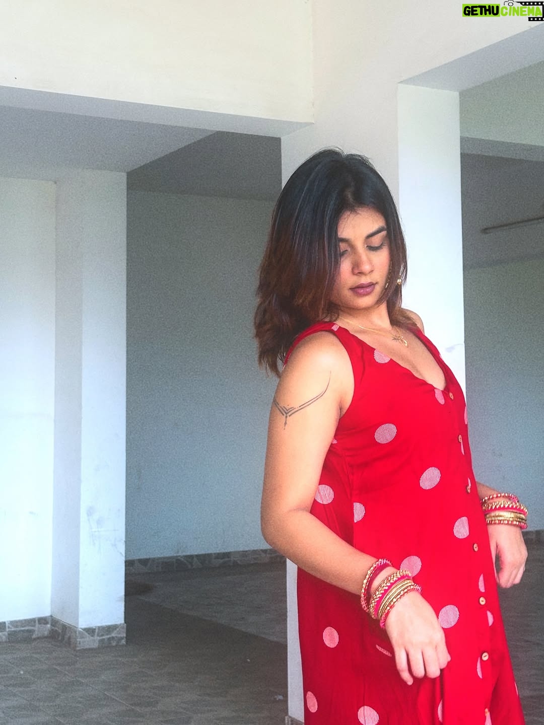 Vidhi Kothari - 1.2K Likes - 🦦