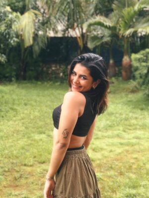 Vidhi Kothari Instagram - 🥀