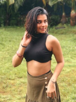 Vidhi Kothari Instagram - 🥀