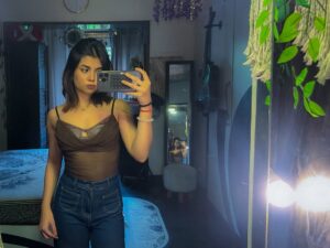 Vidhi Kothari Instagram - no, don’t copy my flowwww